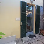 Lakeview - Loft Vista Con Terrazzo アパート *