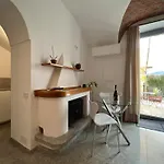 Lakeview - Loft Vista Con Terrazzo アパート